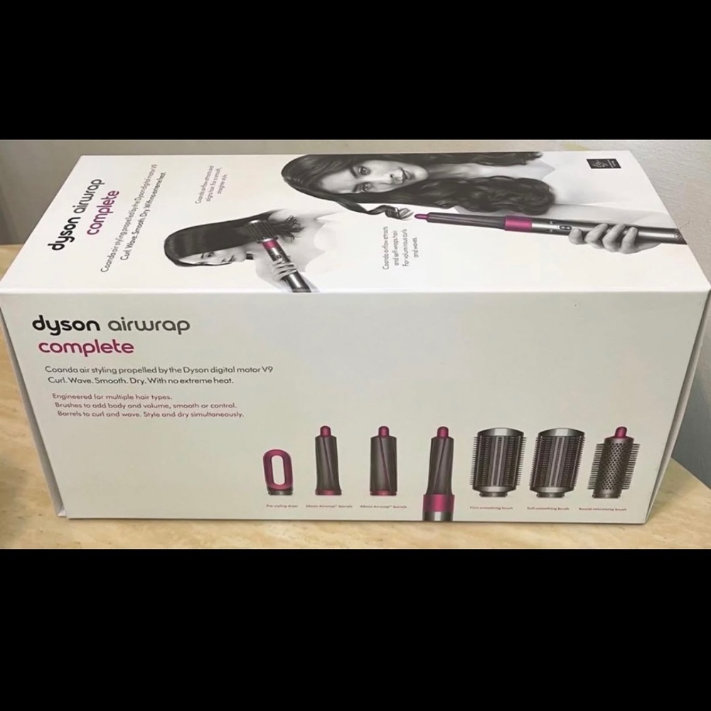Dyson airwrap